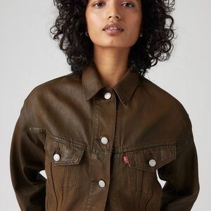 Levi’s Shrunken Coated Trucker Jacket - Brown